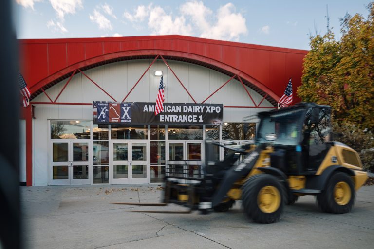 American Dairy XPO - 01Tues 003 JC3 4032 edit